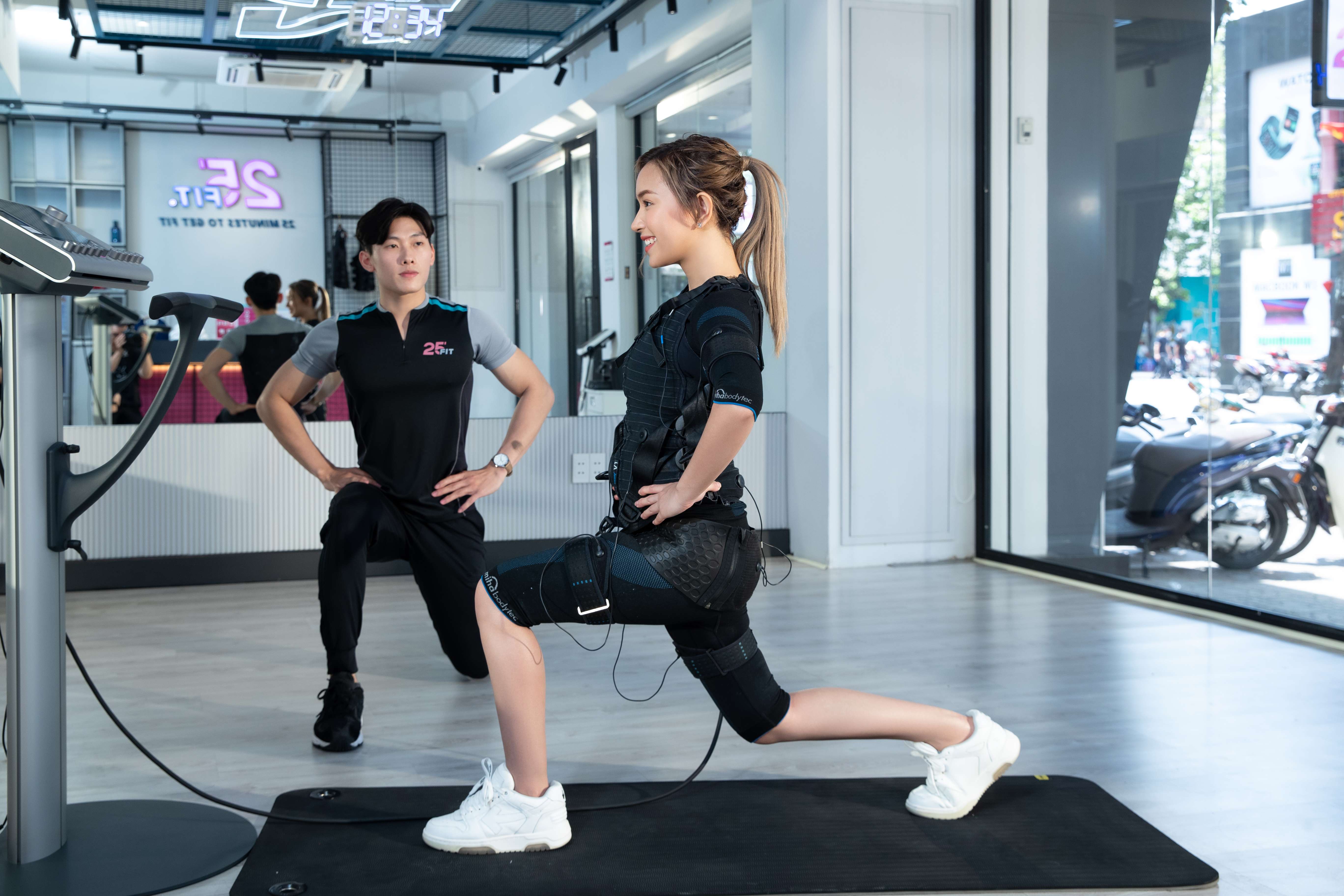 EMS-Training-la-gi? Tap-EMS-25-phut-co-hieu-qua-khong-1
