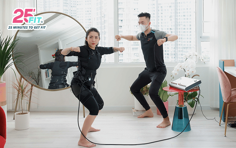 Gồng cơ khi tập luyện