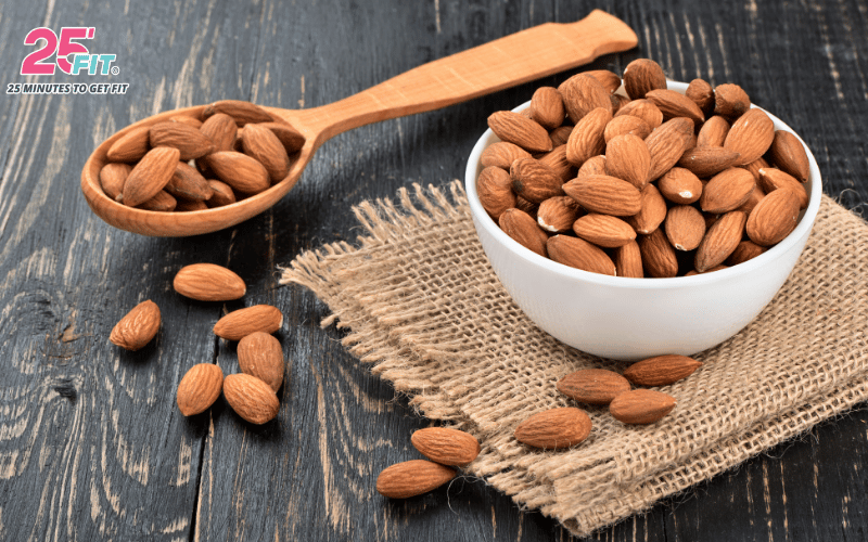 hanh-nhan-cung-chua-ham-luong-vitamin-e