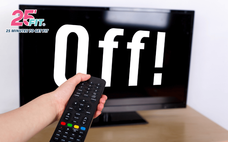 tat-tv-dien-thoai-de-giam-can