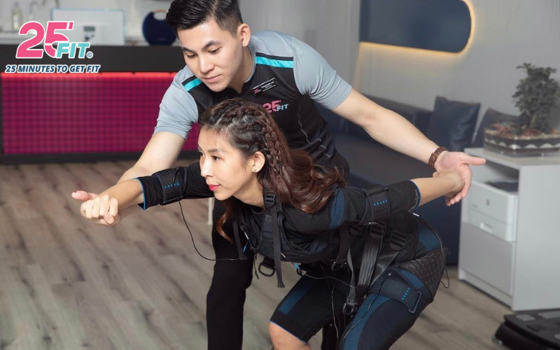 cong-nghe-EMS-hieu-qua-giam-dau-vai-gay-co 